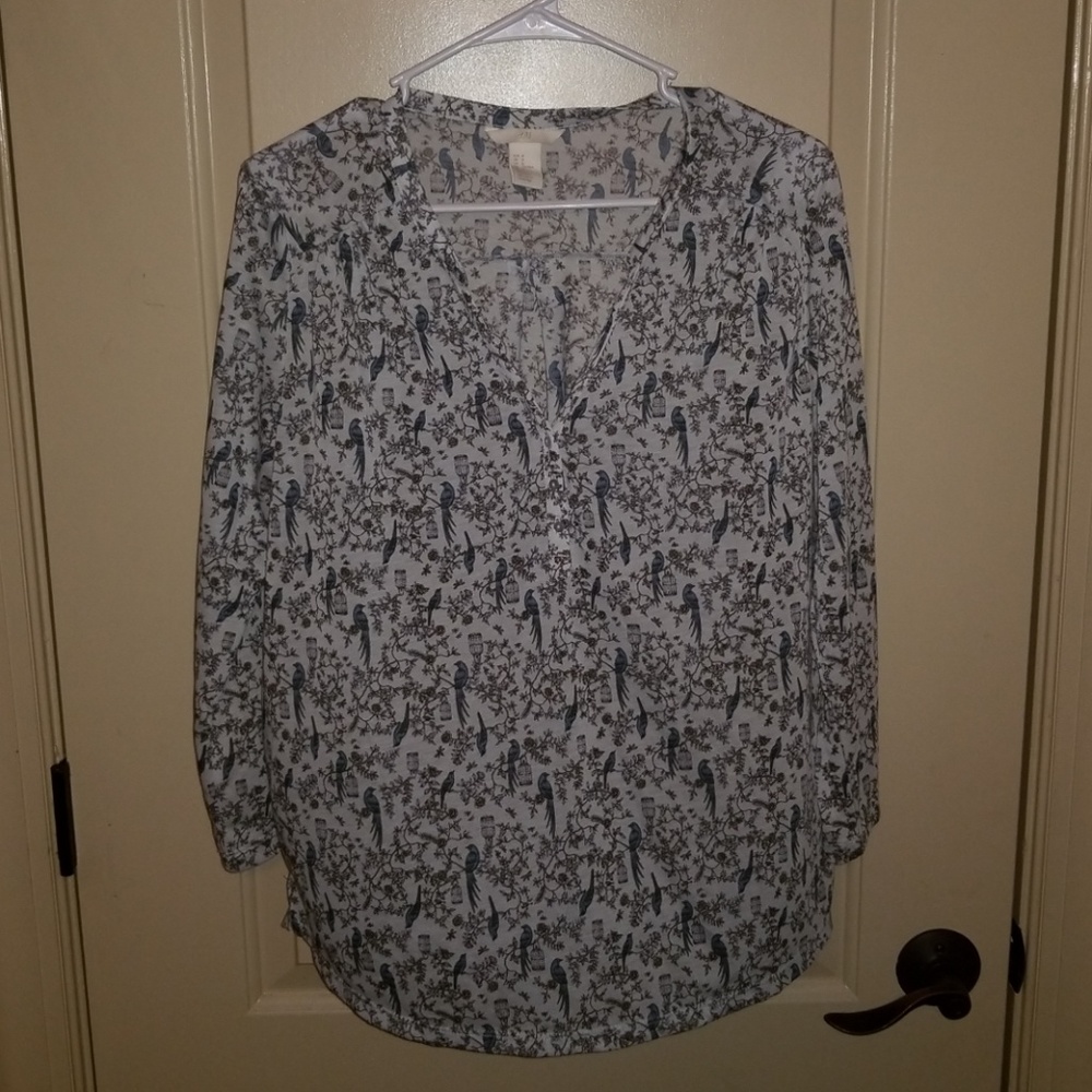 H&M Shirt Size Medium